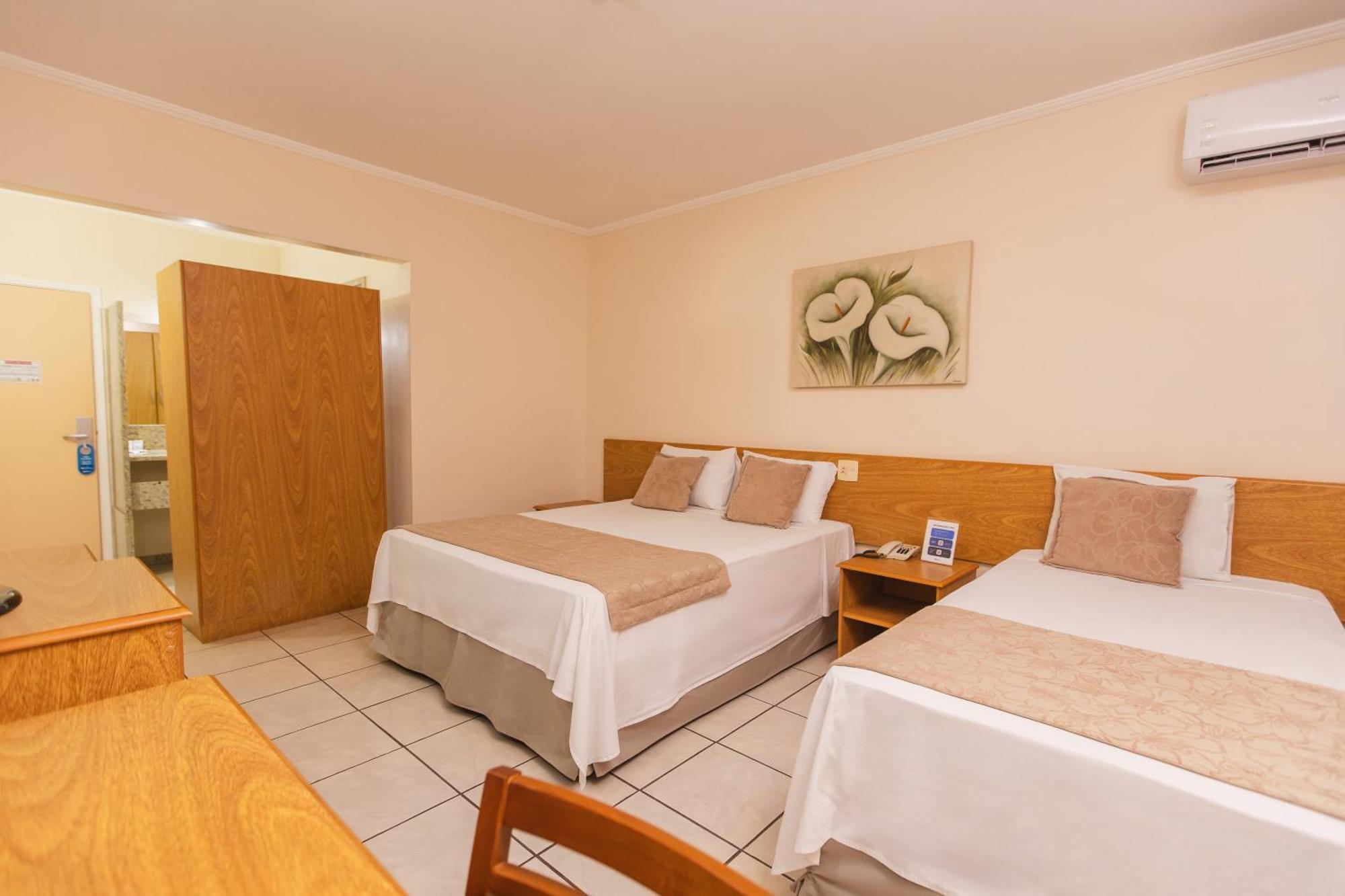 Hotel Dan Inn Araraquara By Nacional Inn Exterior photo