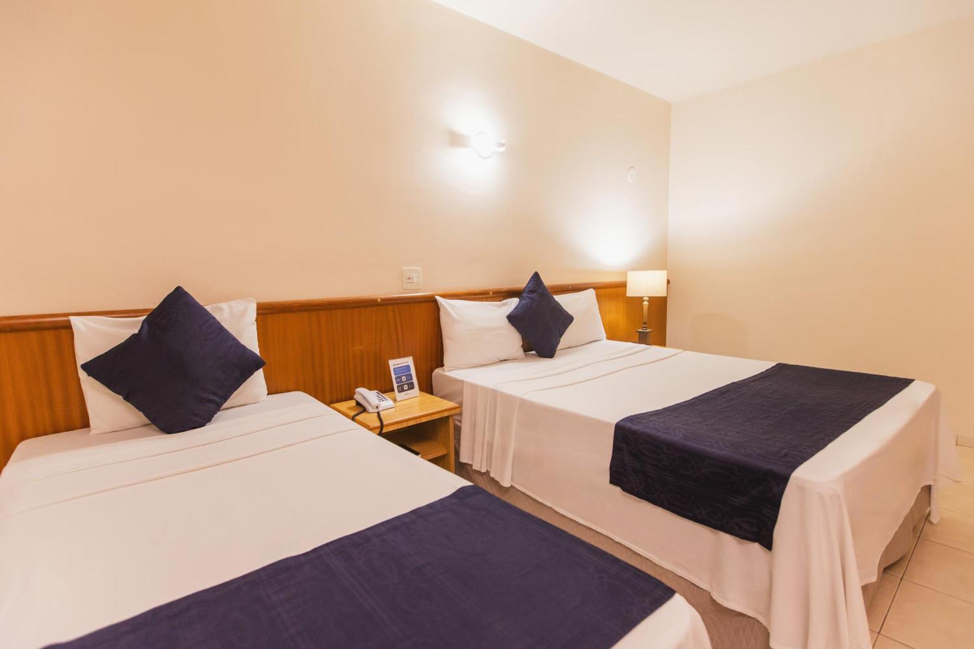 Hotel Dan Inn Araraquara By Nacional Inn Exterior photo
